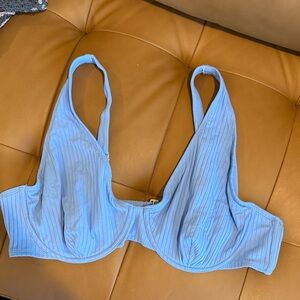 Time and Tru Light Blue Ribbed Bikini Top
l